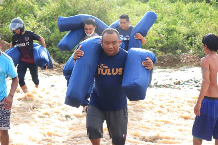 Banjir Yang Berulang, NasDem Peduli Dan TULUS Selalu Hadir Membantu Para Korban