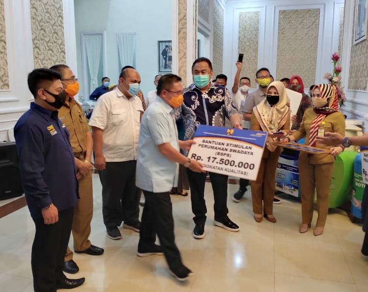 Warga Minta Rachmat Gobel Perjuangkan Lagi BSPS Untuk Kota Gorontalo Tahun Depan